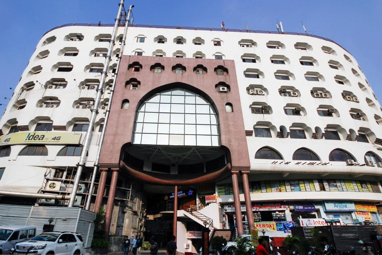 Oyo Hotel Metro International Near Lb Stadium Hyderabad Exteriör bild